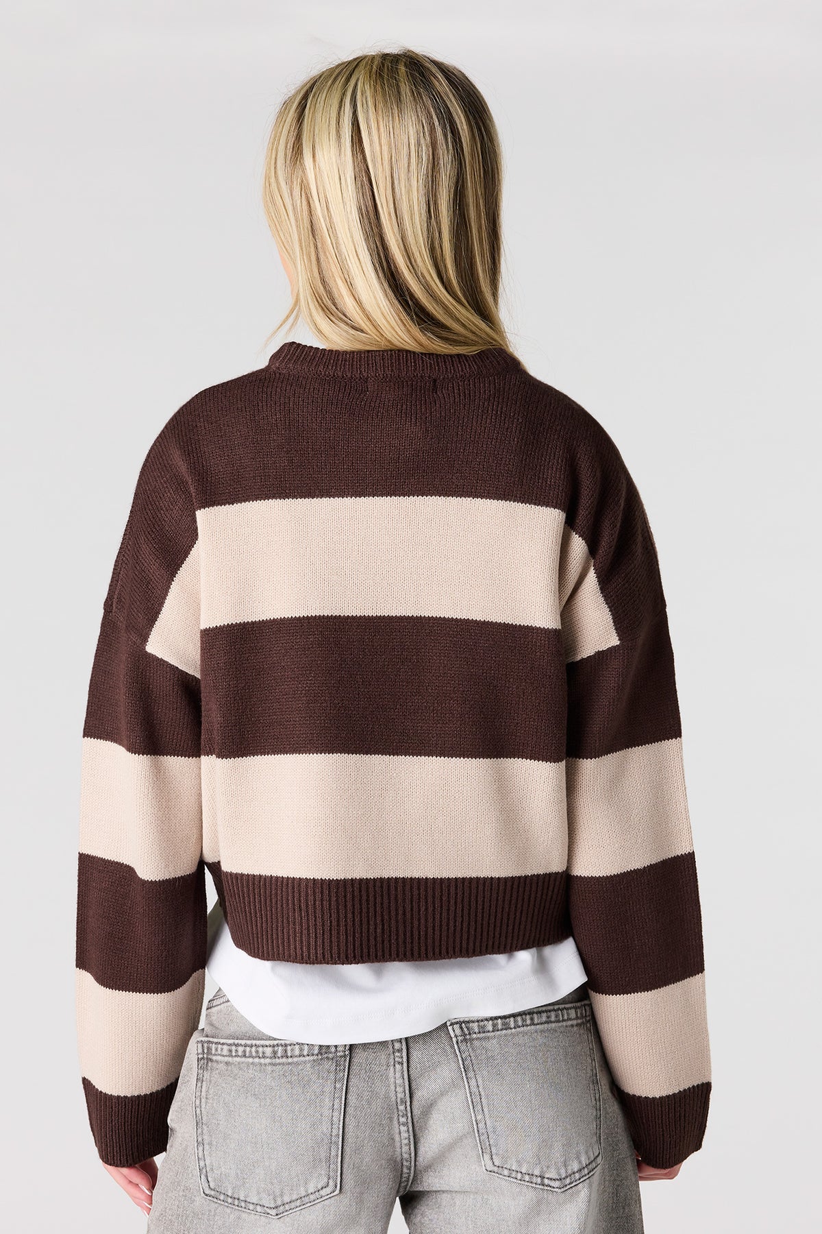 Alt View 2. Striped Boxy Sweater - Brown