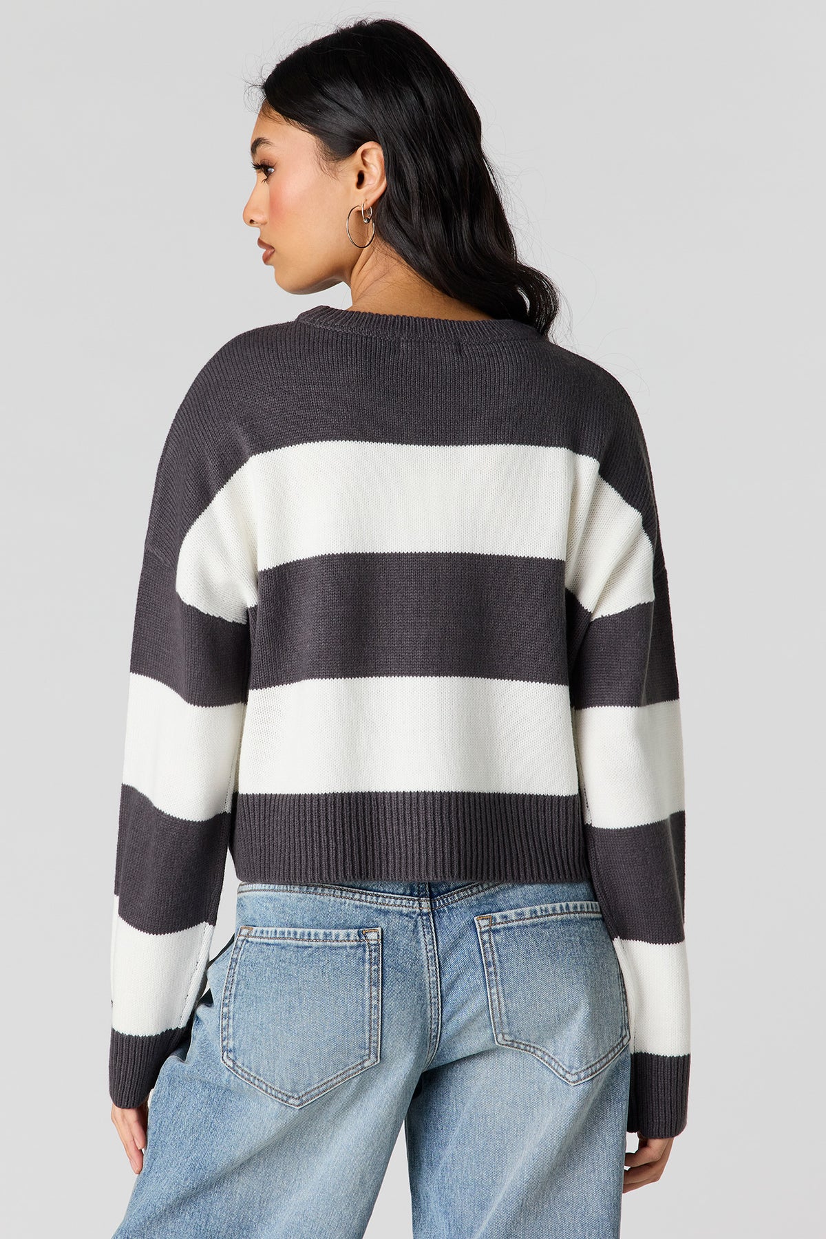 Alt View 2. Striped Boxy Sweater - Charcoal