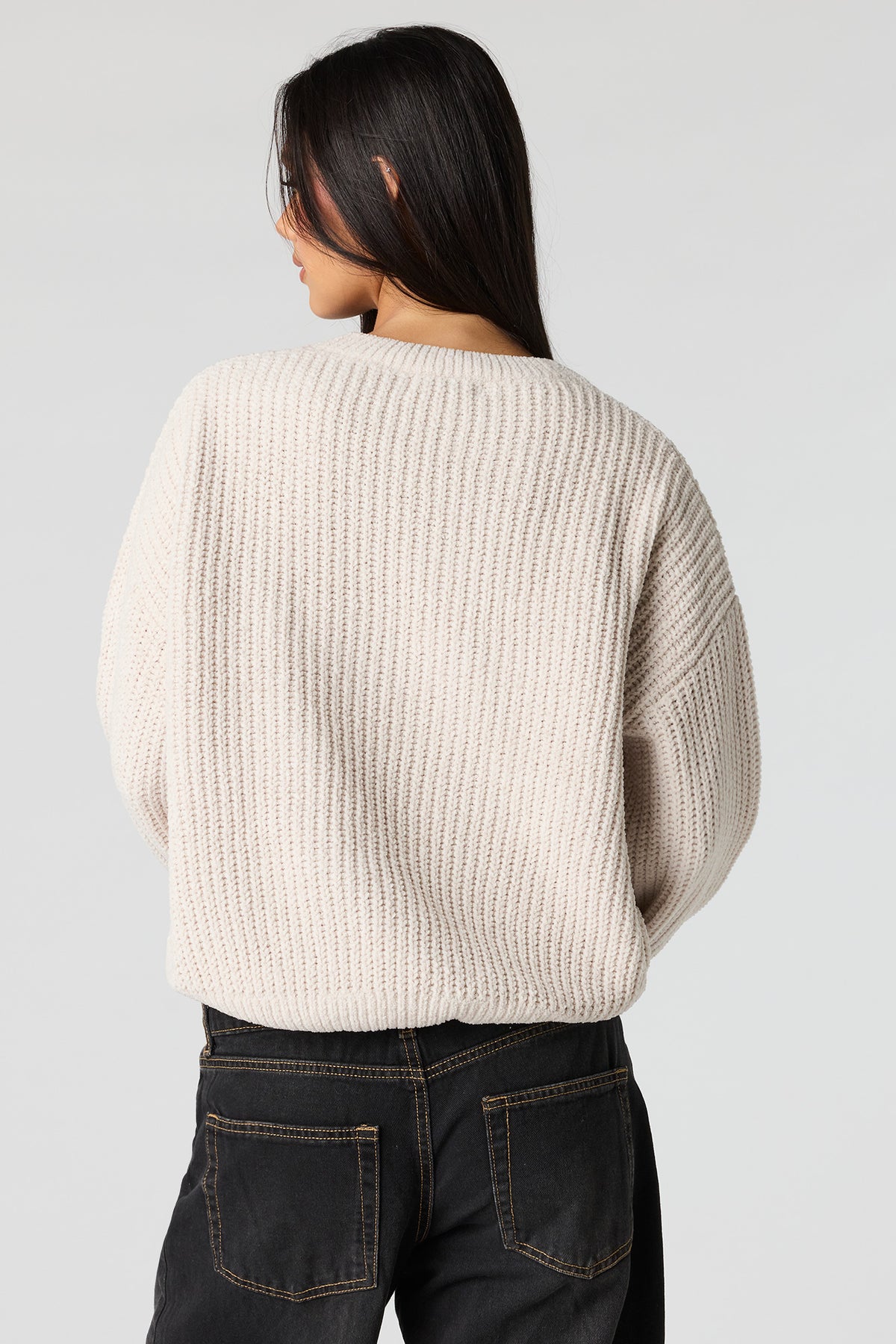 Vue alternative 2. Chandail en tricot épais