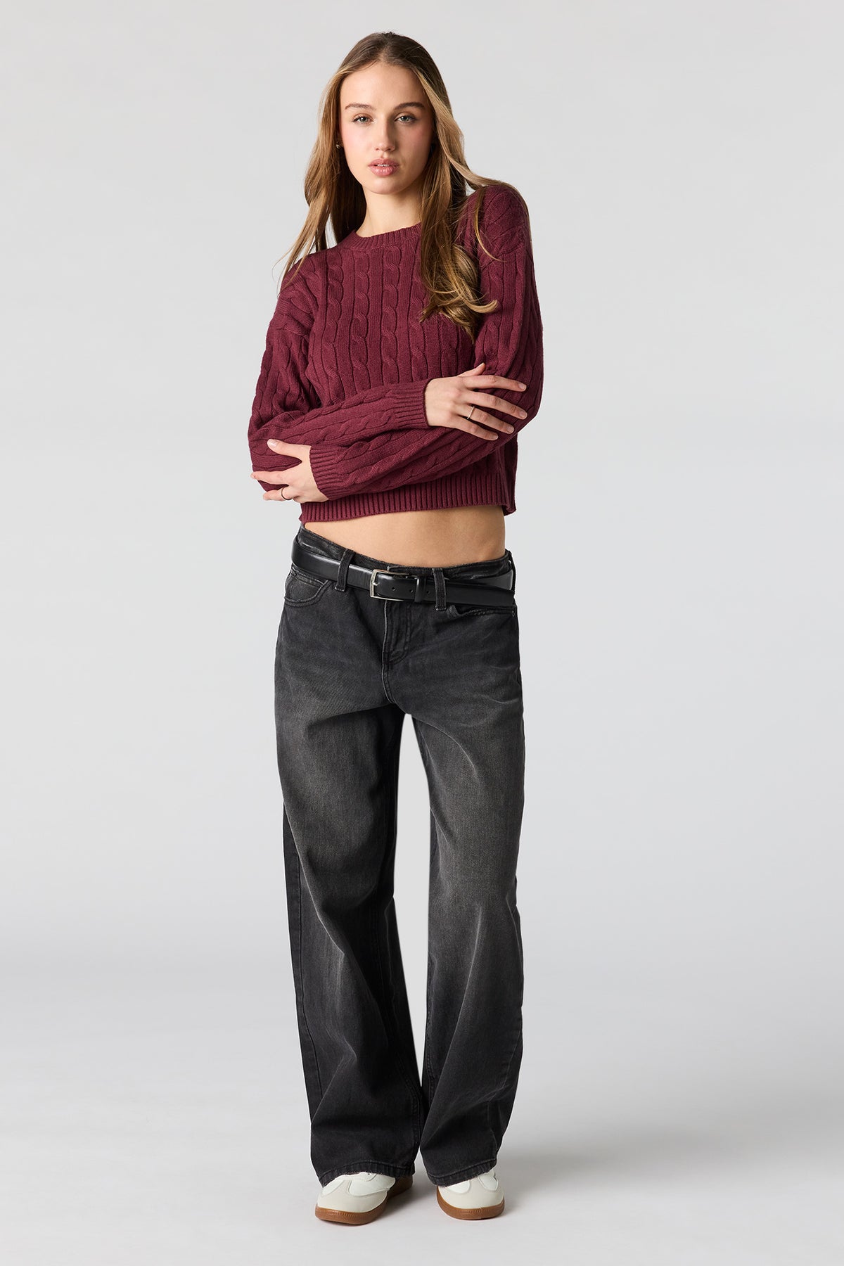 Alt View 3. Cable Knit Sweater - Burgundy