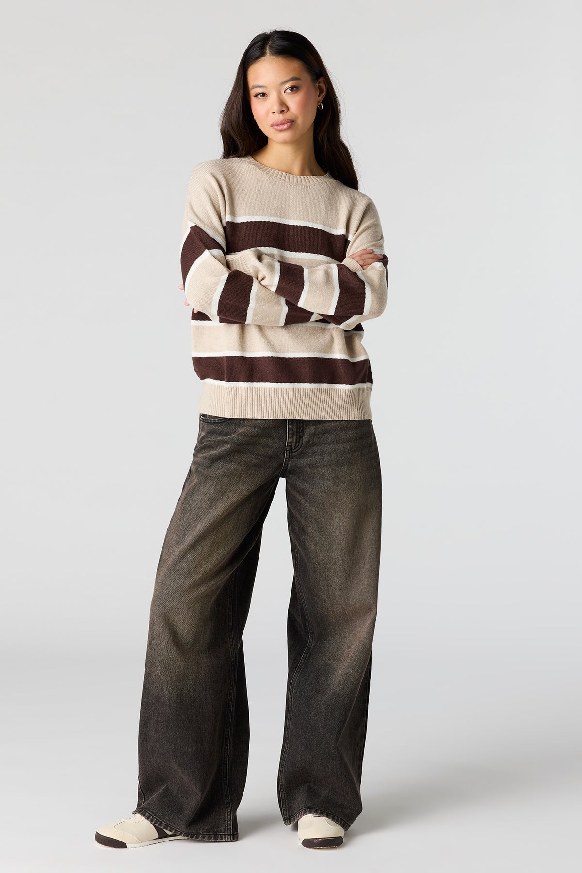 Vue alternative 3. Chandail en tricot rayé