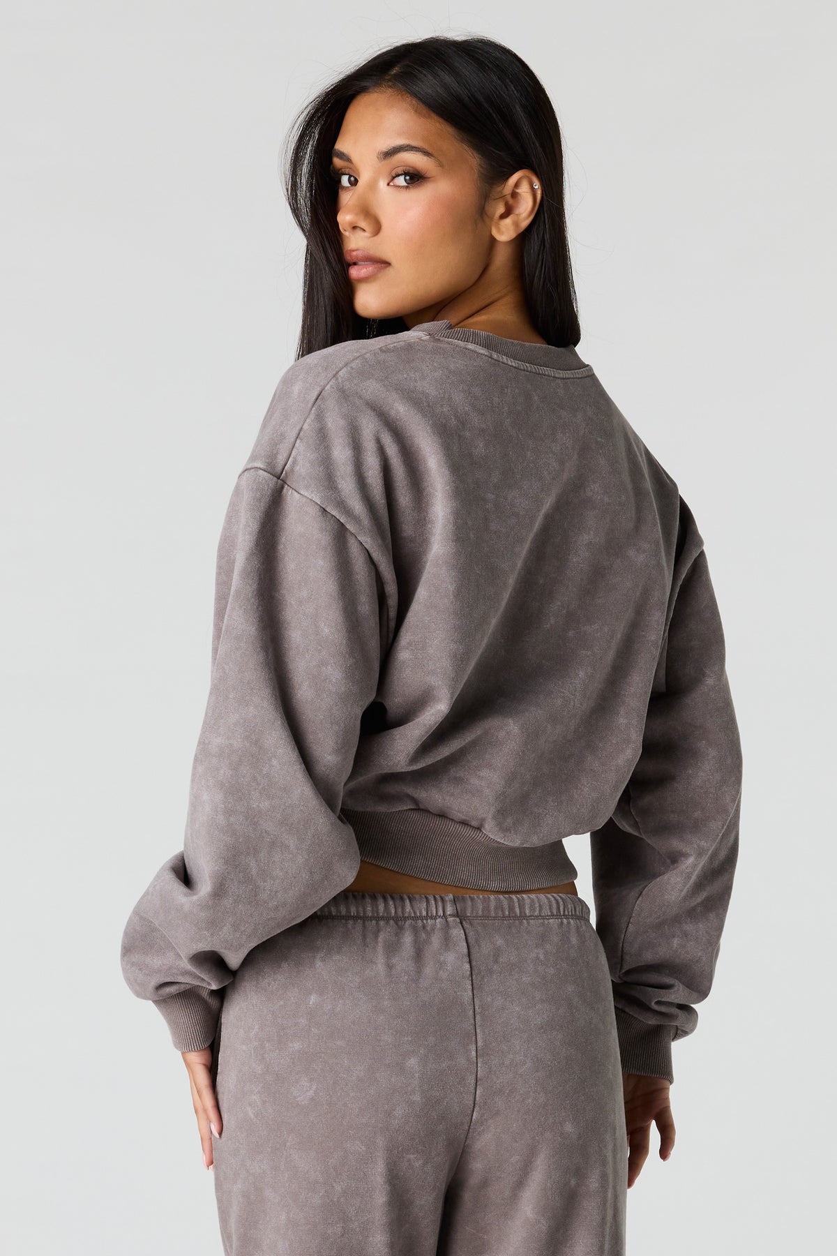 Alt View 2. Luxe Fleece Washed Boxy Sweatshirt - Sand