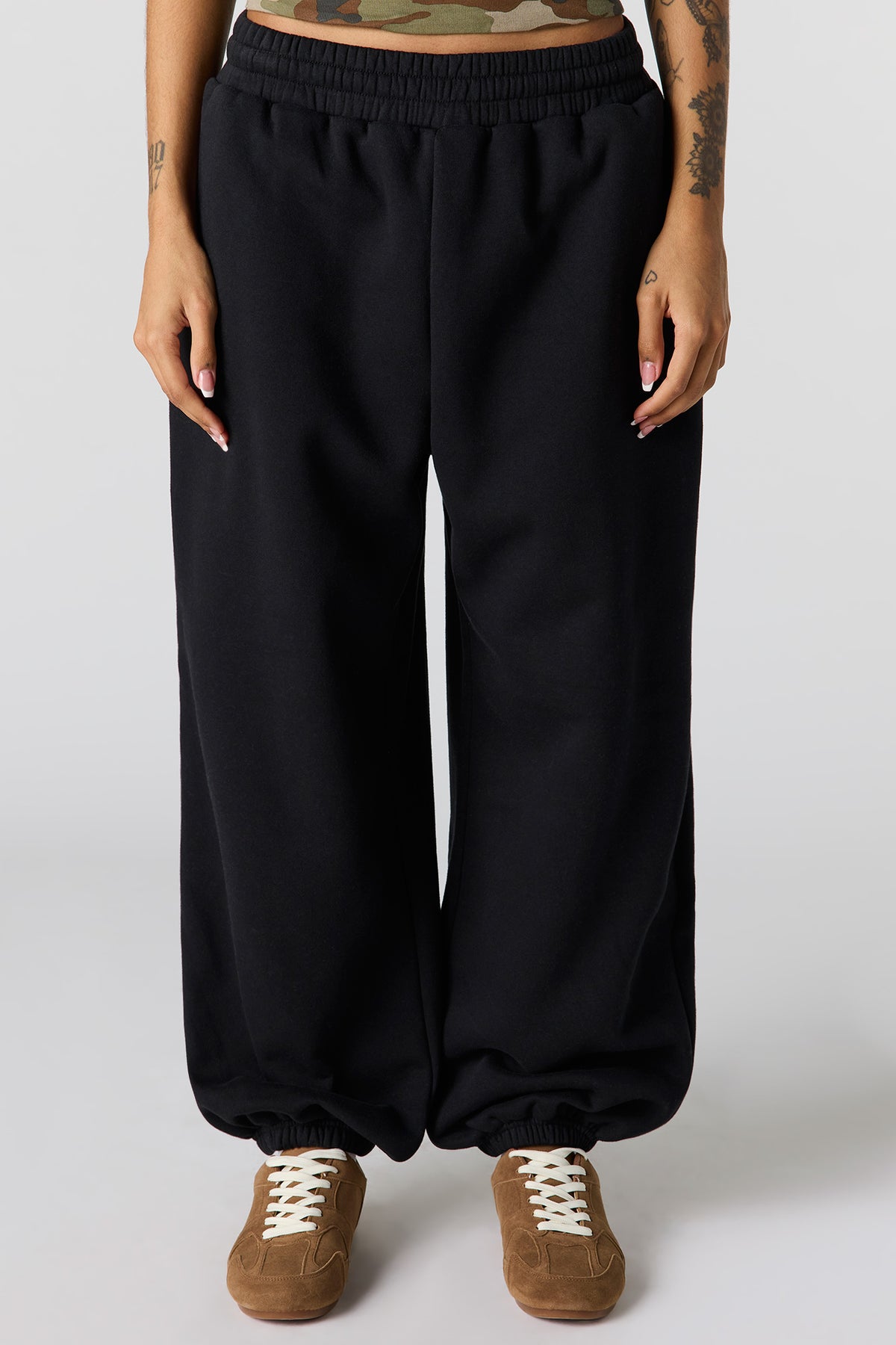 Vue alternative 5. Jogger baggy de coupe garçonne en molleton de luxe