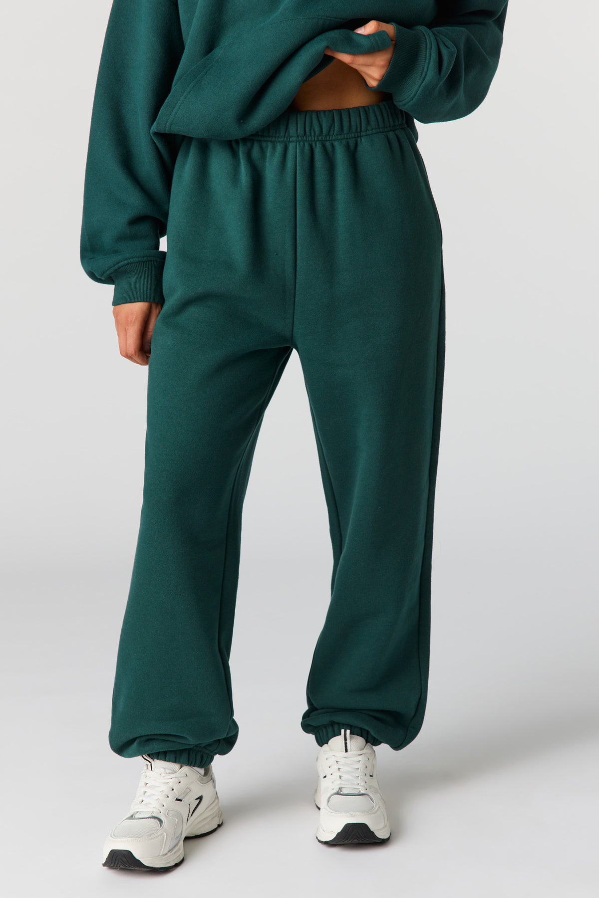 Vue alternative 2. Jogger de coupe garçonne en molleton de luxe