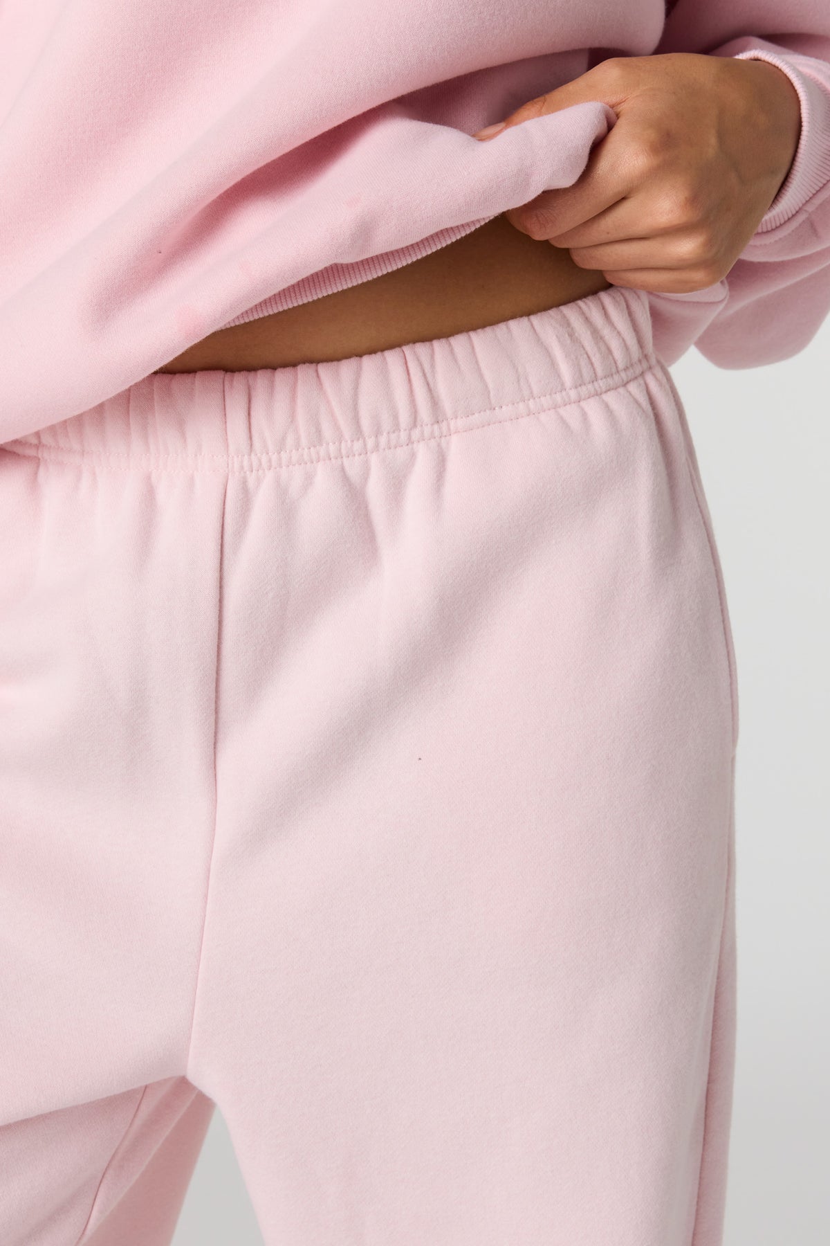 Alt View 4. Luxe Fleece Boyfriend Jogger - Light Pink