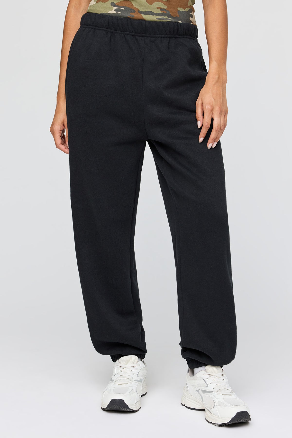 Vue alternative 5. Jogger de coupe garçonne en molleton de luxe