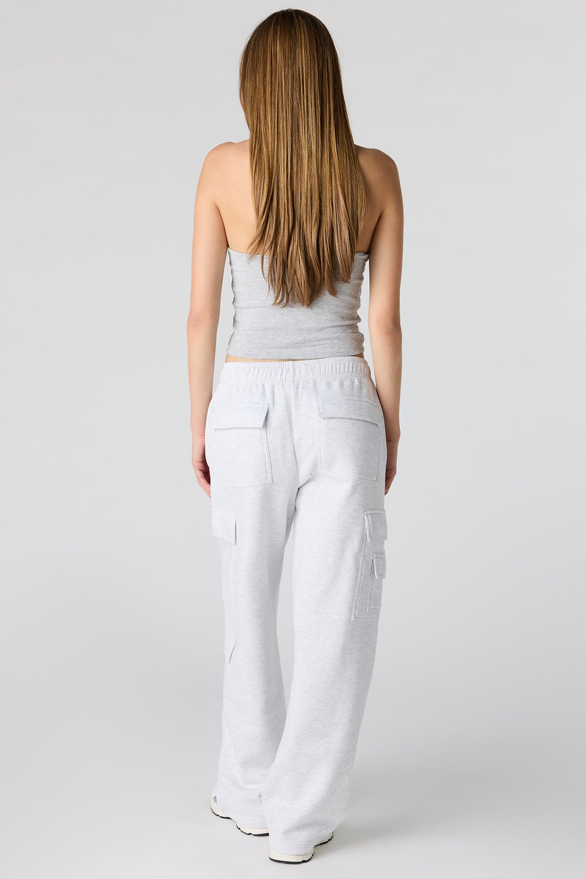 Alt View 3. Luxe Fleece Cargo Sweatpant - Light Grey