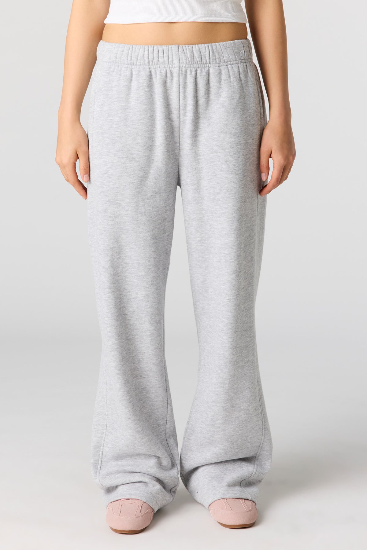 Alt View 8. Luxe Fleece Baggy Sweatpant - Charcoal