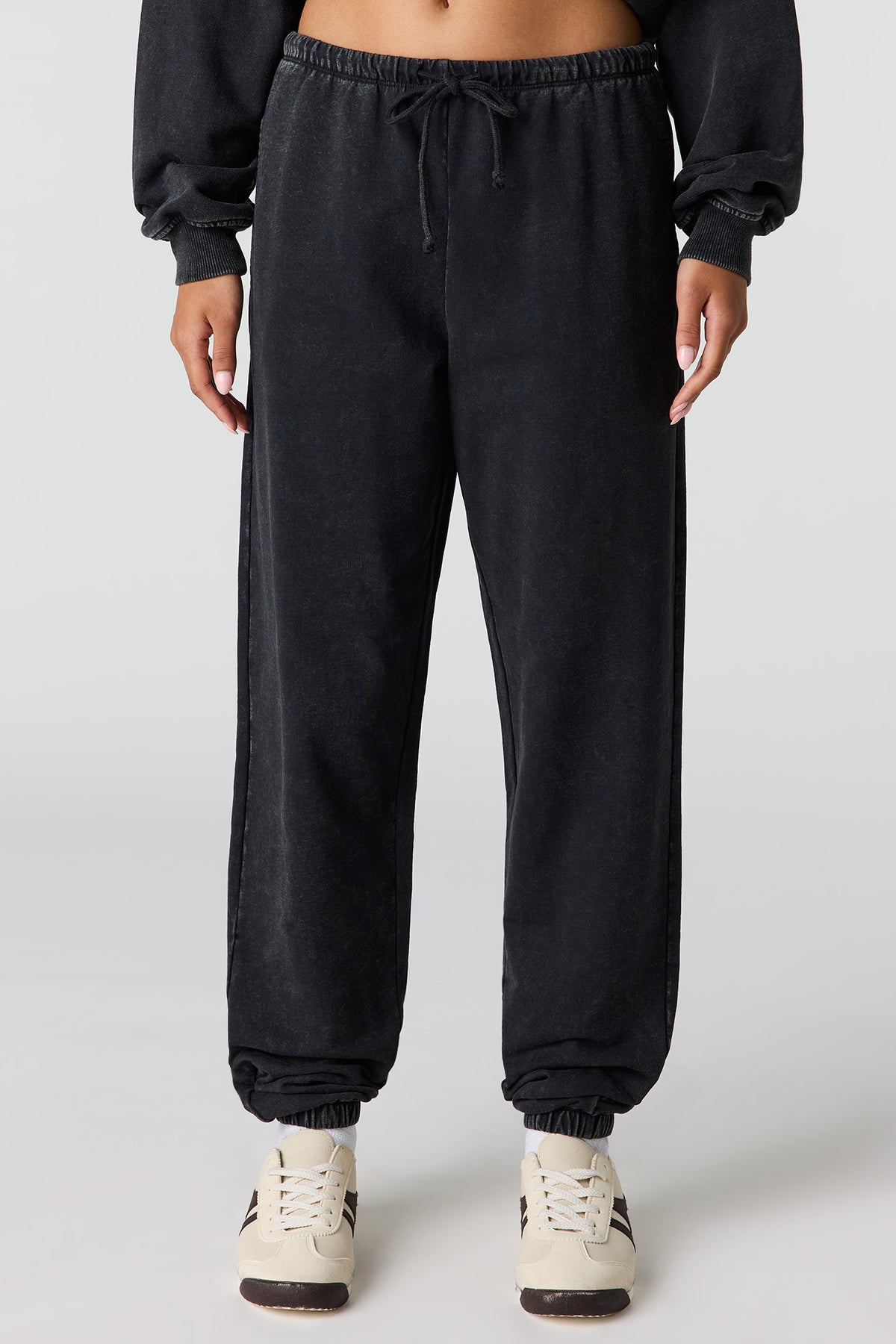 Alt View 2. Luxe Fleece Washed Low Rise Jogger - Solid Black