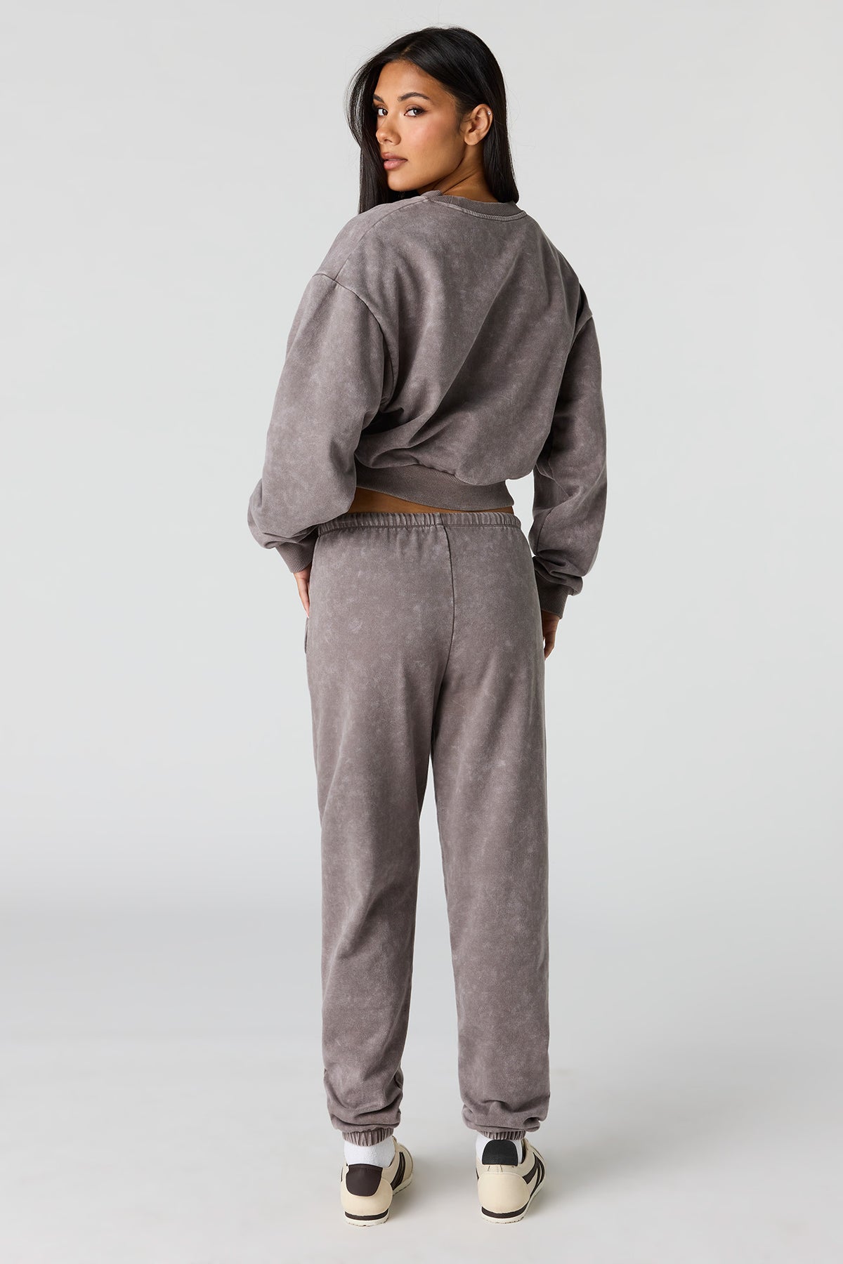 Alt View 3. Luxe Fleece Washed Low Rise Jogger - Sand