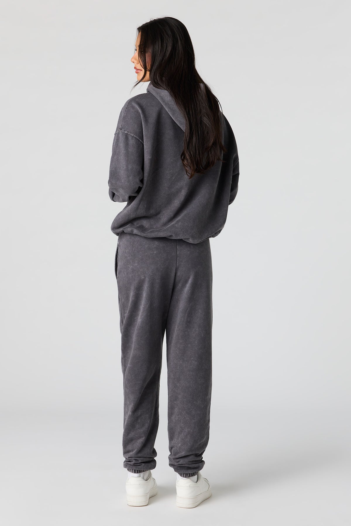 Alt View 3. Luxe Fleece Washed Low-Rise Jogger - Grey Blue