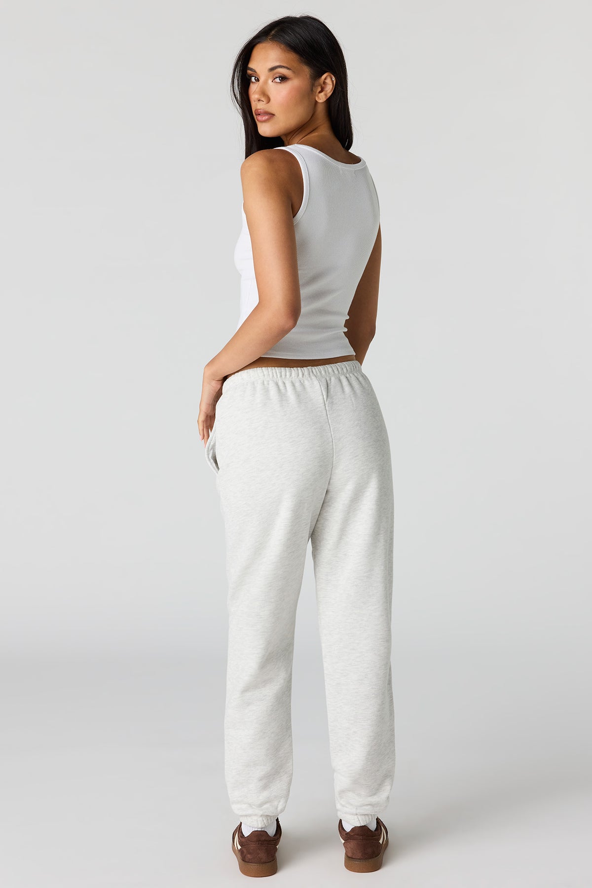 Alt View 3. Luxe Fleece Low-Rise Jogger - Light Grey