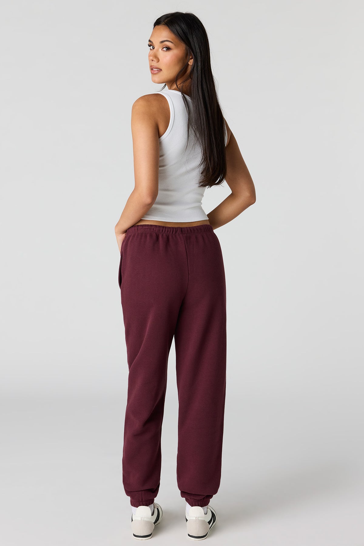 Alt View 3. Luxe Fleece Low-Rise Jogger - Burgundy