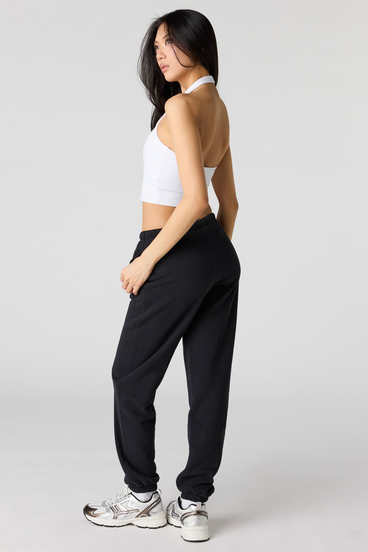Alt View 3. Luxe Fleece Skinny Jogger - Black