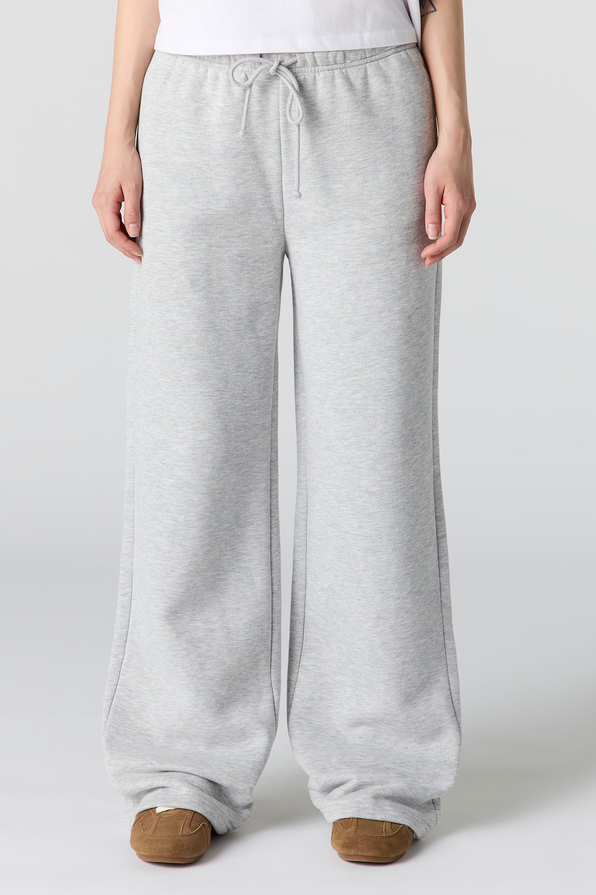 Alt View 2. Luxe Fleece Wide Leg Sweatpant - Heather Grey