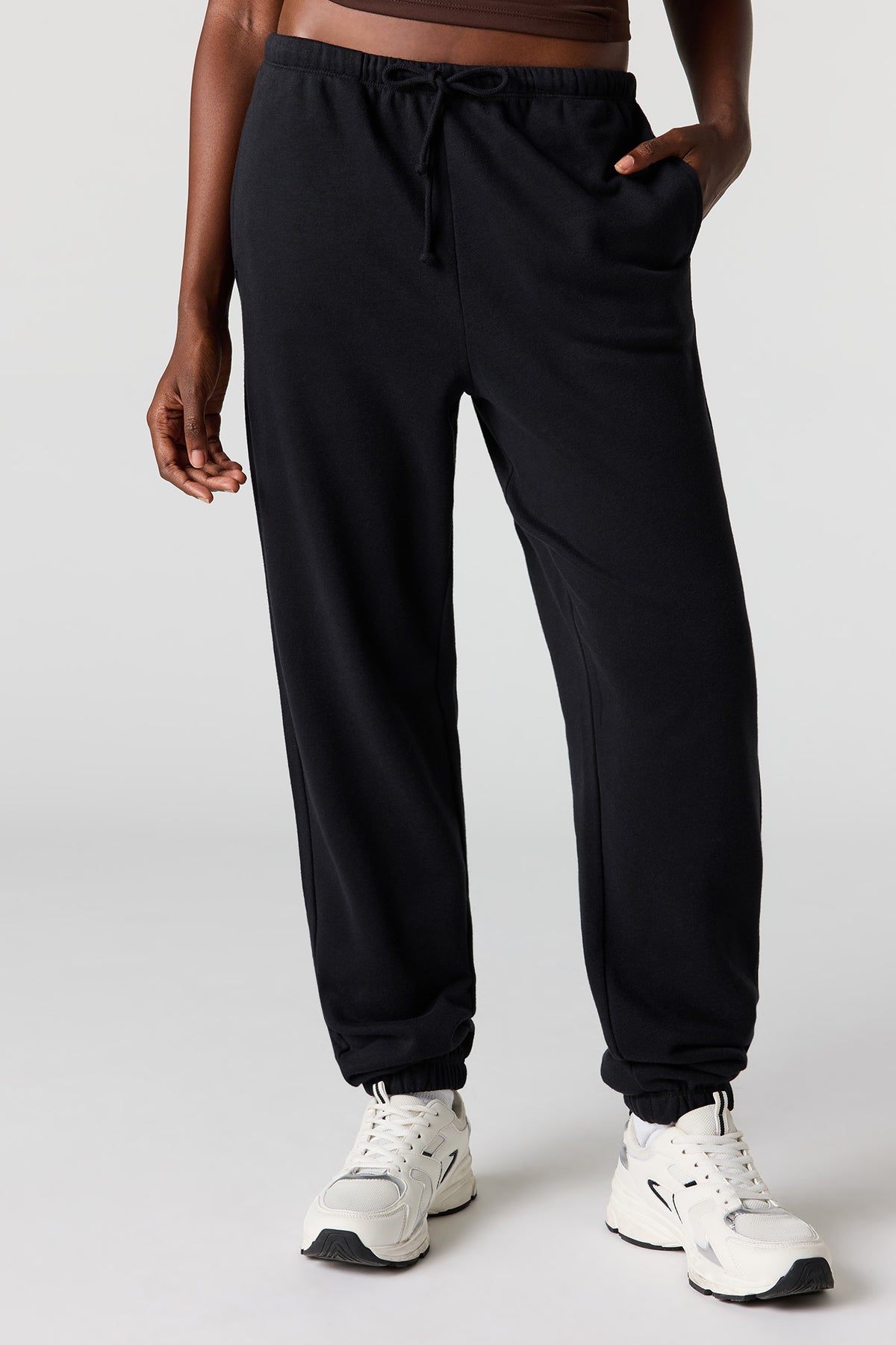 Alt View 2. Luxe Fleece Low-Rise Jogger - Black