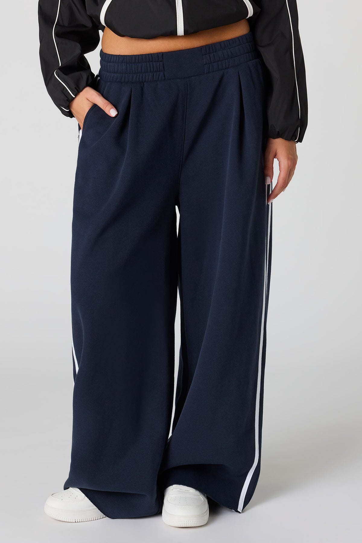 Alt View 2. Luxe Fleece Ultra Baggy Striped Sweatpant - Dark Blue