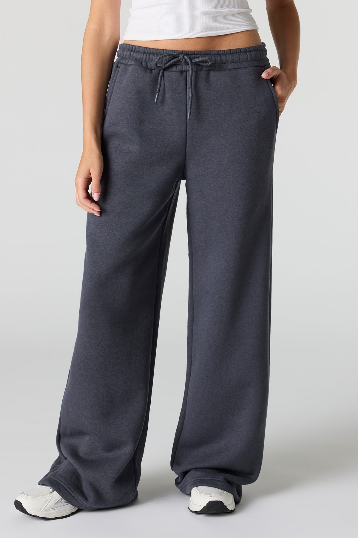 Vue alternative 10. Pantalon d'entraînement à jambe ultralarge en molleton de luxe