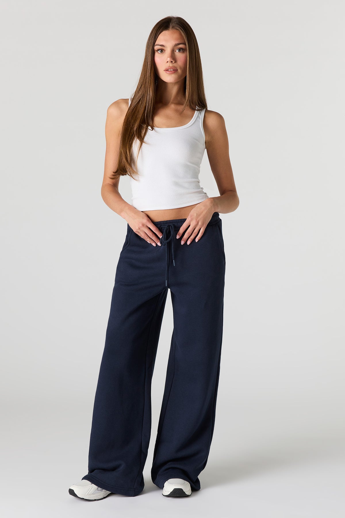Vue alternative 17. Pantalon d'entraînement à jambe ultralarge en molleton de luxe
