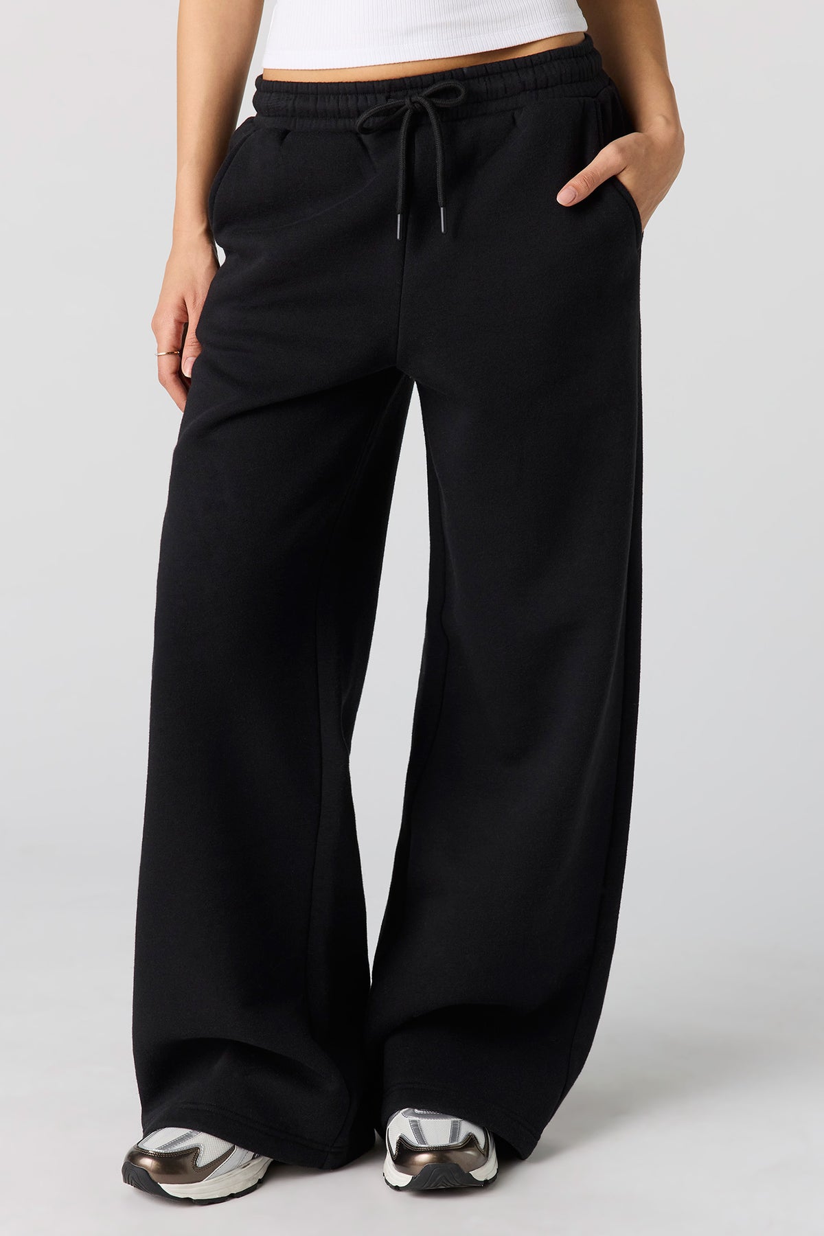 Alt View 2. Luxe Fleece Ultra Wide Leg Sweatpant - Black