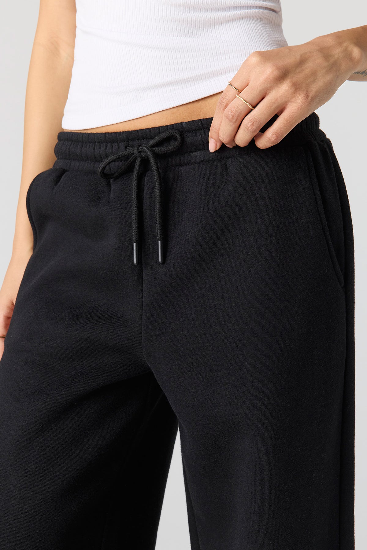 Alt View 4. Luxe Fleece Ultra Wide Leg Sweatpant - Black