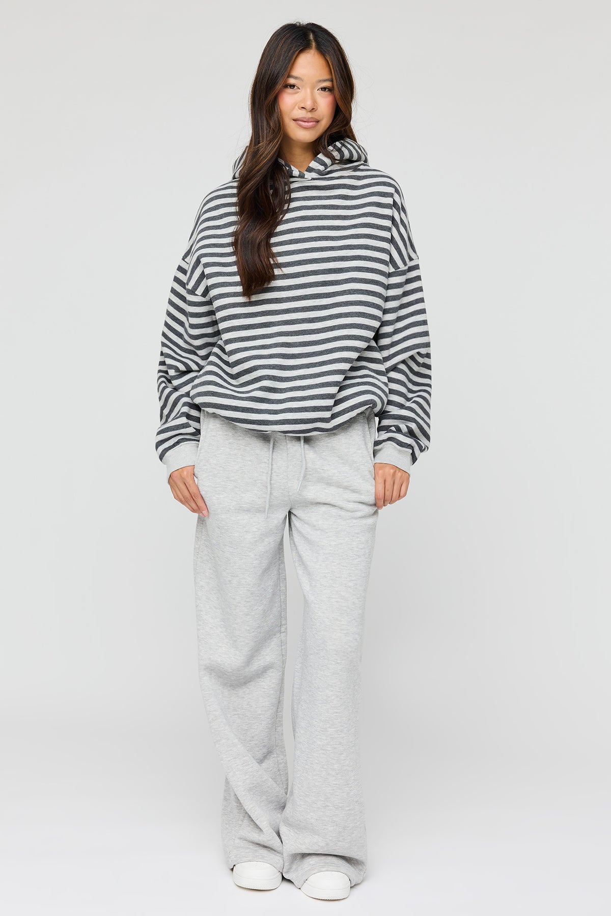 Luxe Fleece Ultra-Wide Leg Sweatpant - Heather Grey