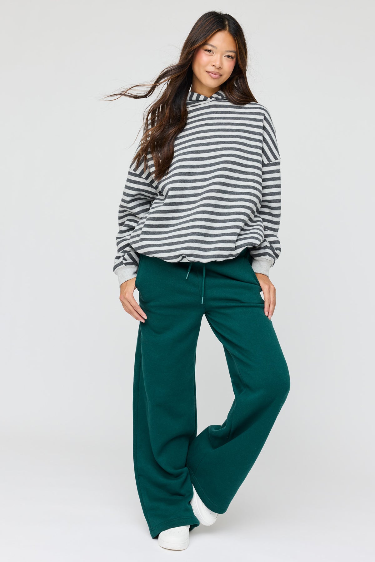 Pantalon d'entraînement à jambe ultralarge en molleton de luxe