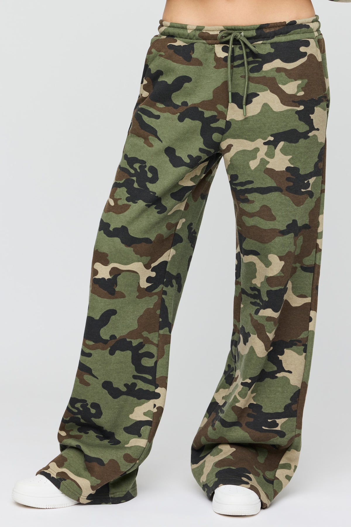 Alt View 2. Luxe Fleece Ultra-Wide Leg Sweatpant - Camouflage