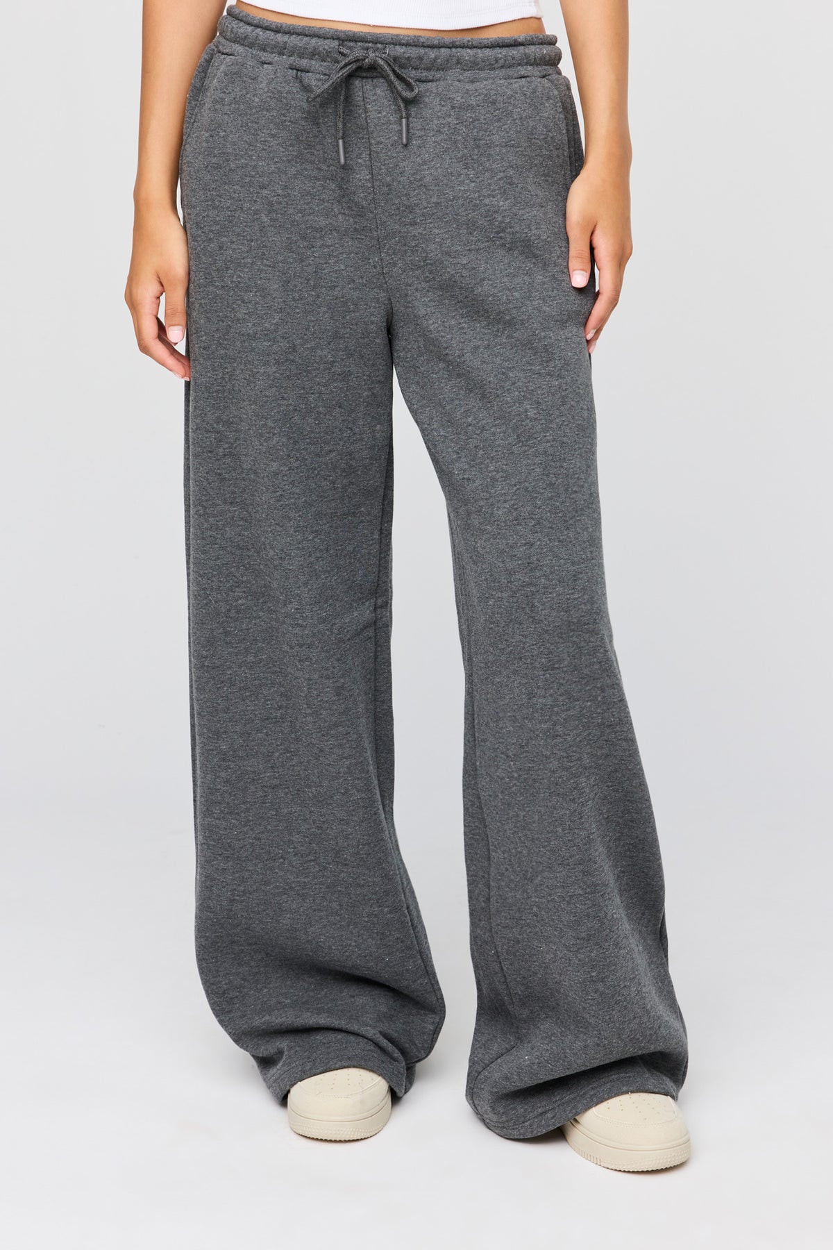 Vue alternative 2. Pantalon d'entraînement à jambe ultralarge en molleton supérieur
