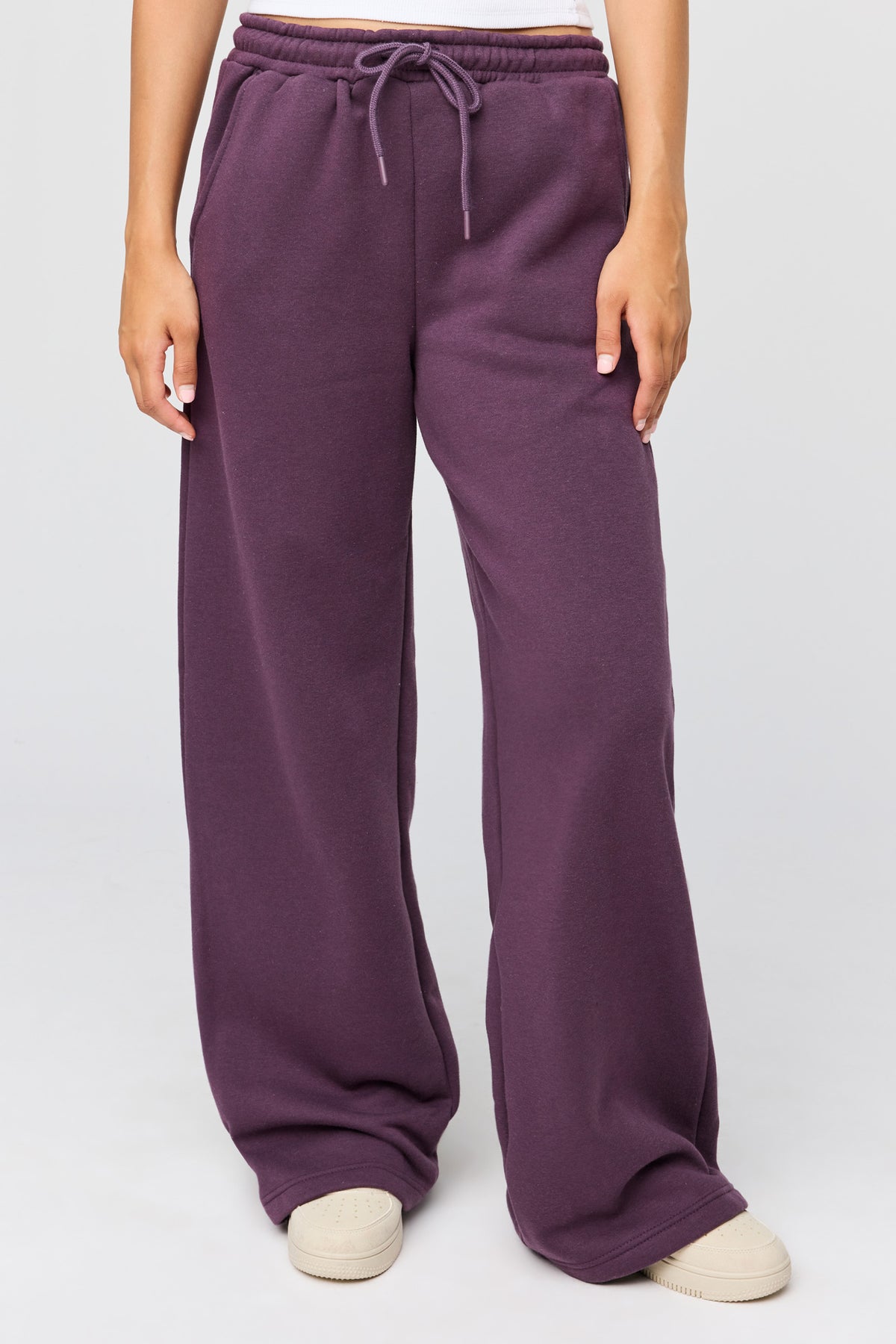 Vue alternative 2. Pantalon d'entraînement à jambe ultralarge en molleton supérieur