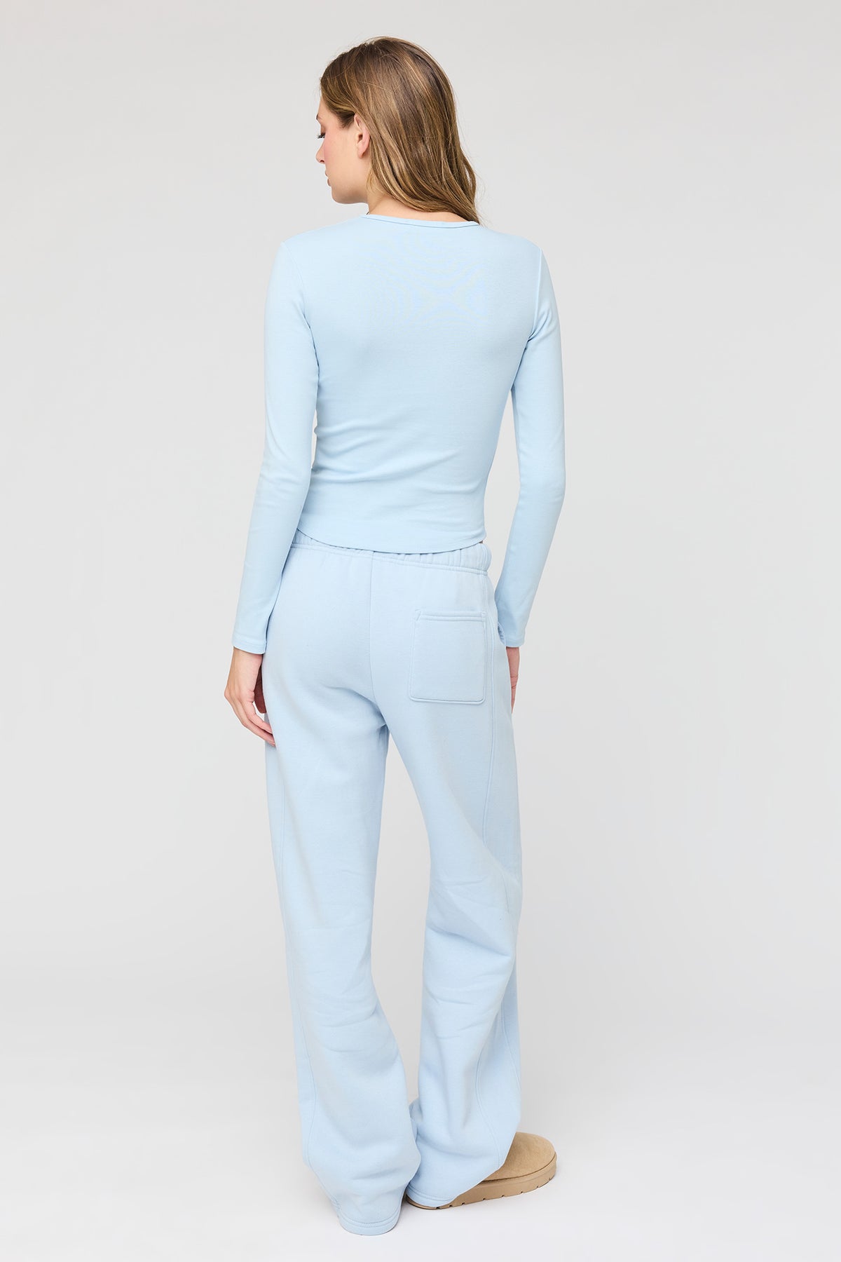 Alt View 3. Luxe Fleece Baggy Sweatpant - Light Blue