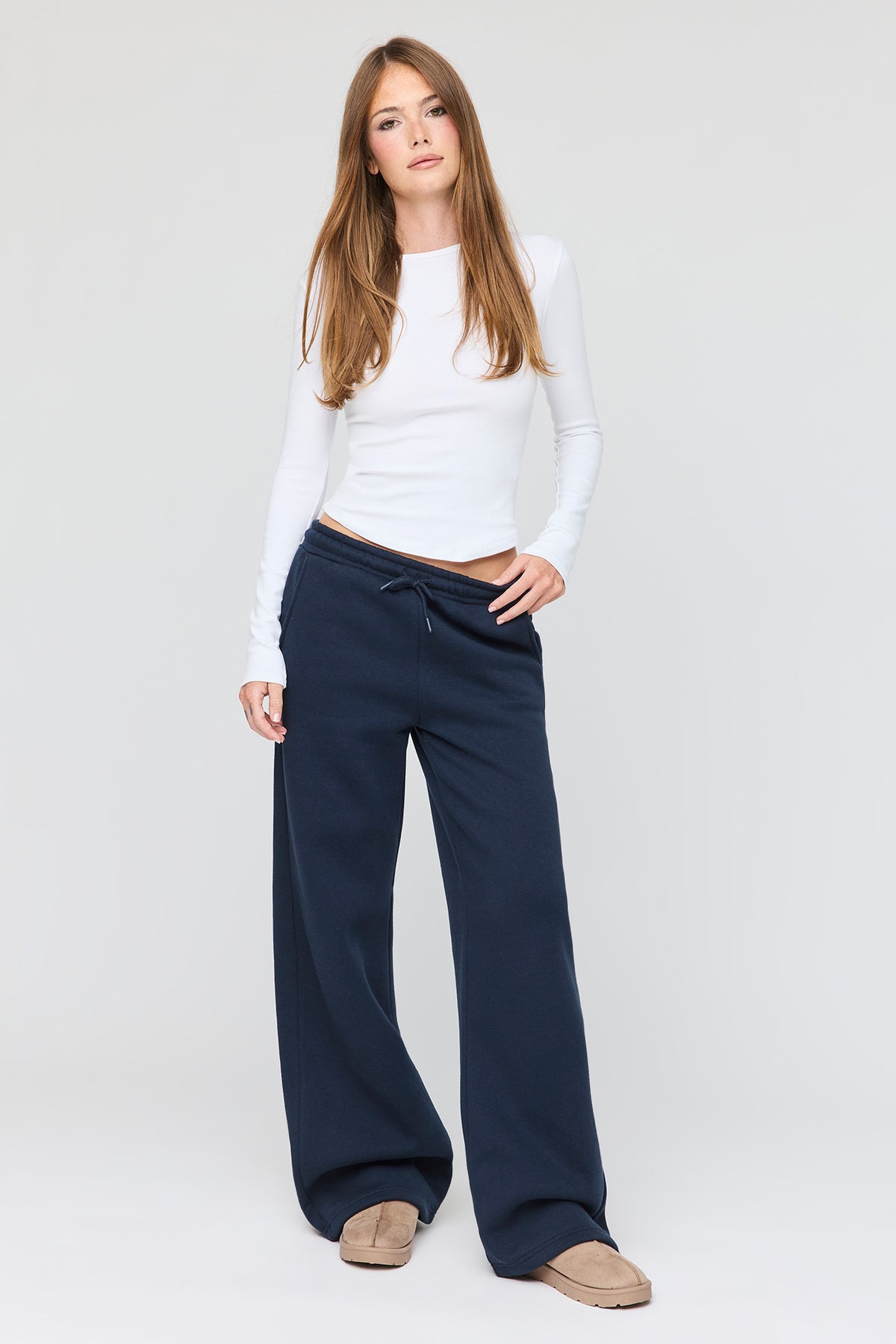 Vue alternative 4. Pantalon d'entraînement à jambe ultralarge en molleton de luxe