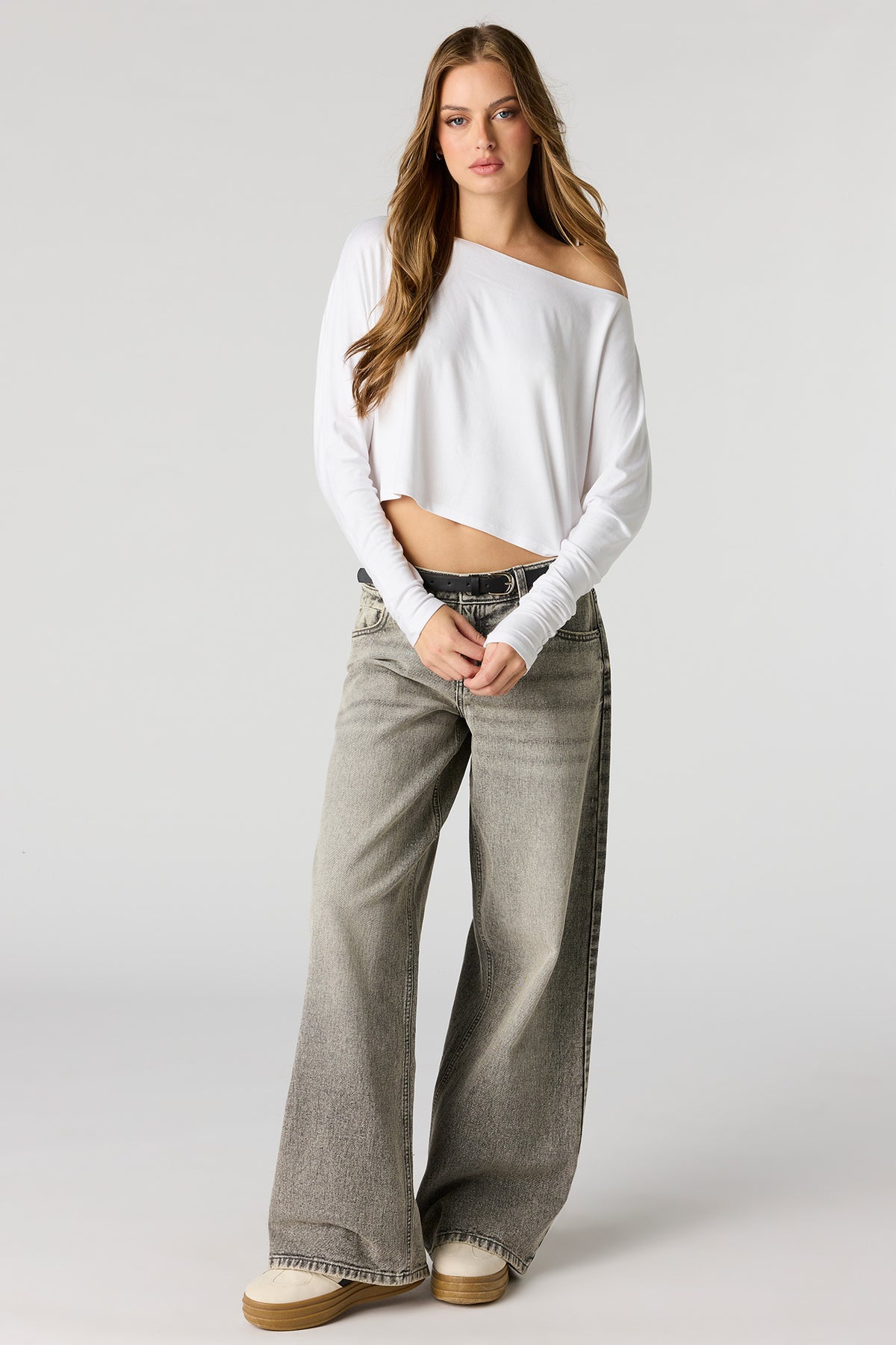 Alt View 3. Dolman Long Sleeve Top - White