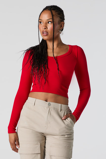 Seamless Ribbed V-Neck Long Sleeve Crop Top