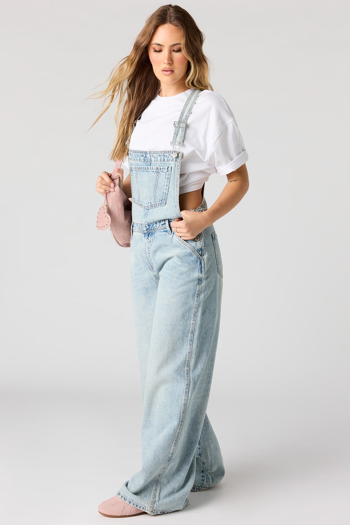 Alt View 3. Wide Leg Denim Overall - Light Denim Blue