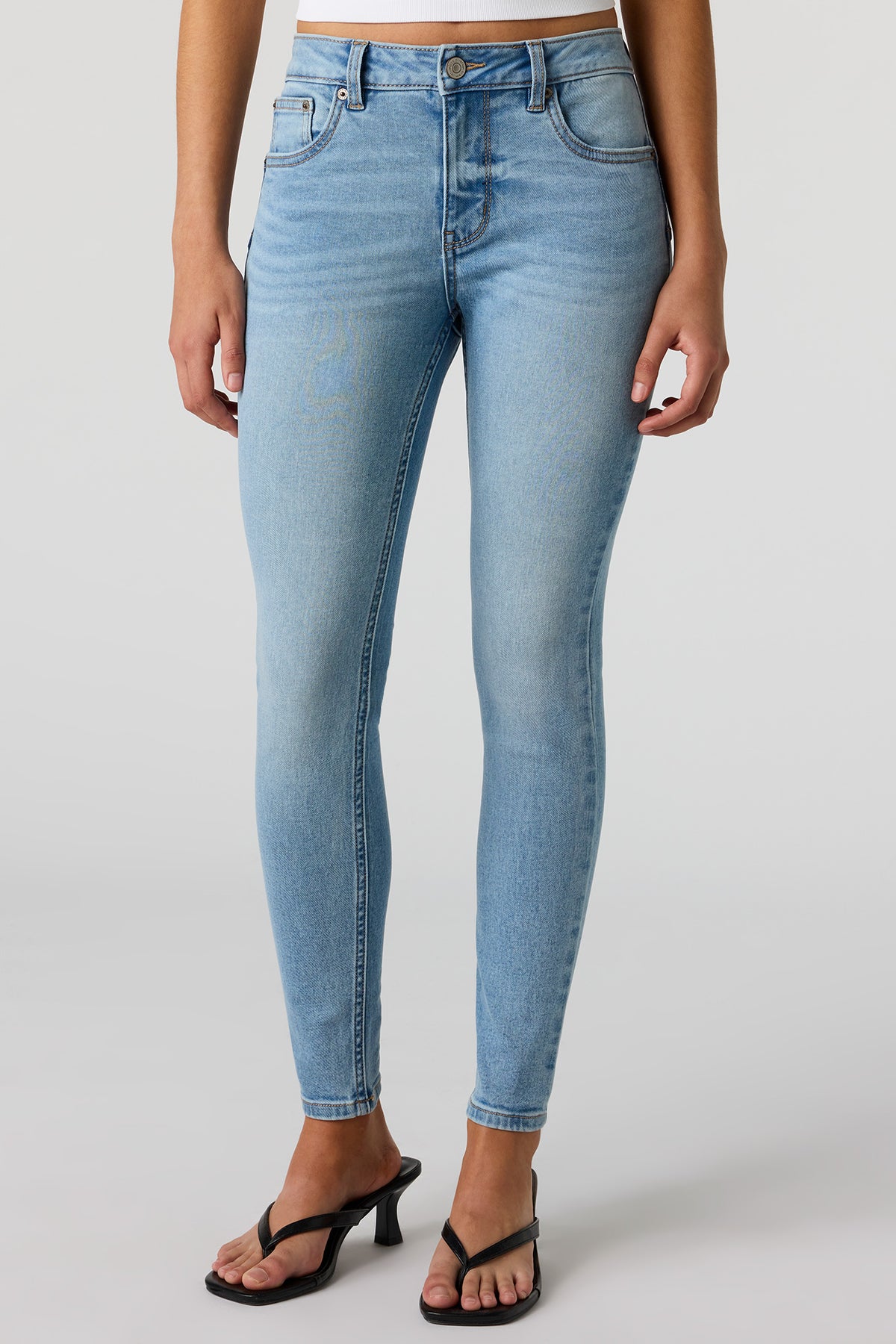 Vue alternative 2. Jean remonte-fesses mi-taille ajusté extensible