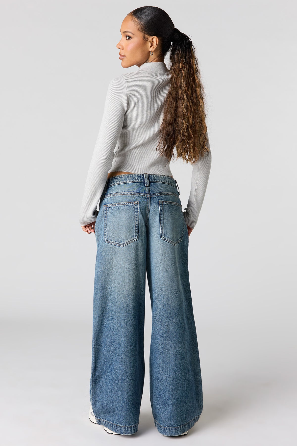 Alt View 3. Low Rise Ultra Baggy Jean - Midnight Blue
