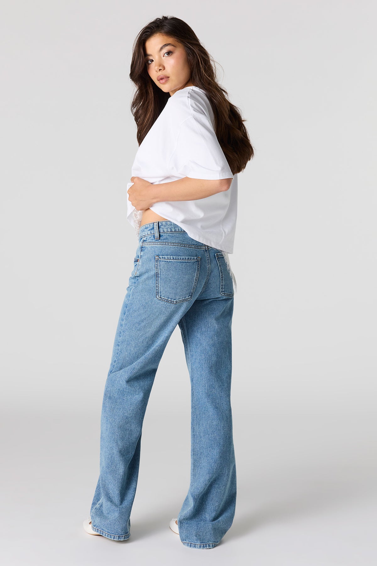 Alt View 3. High Rise Wide Leg Jean - Denim Blue