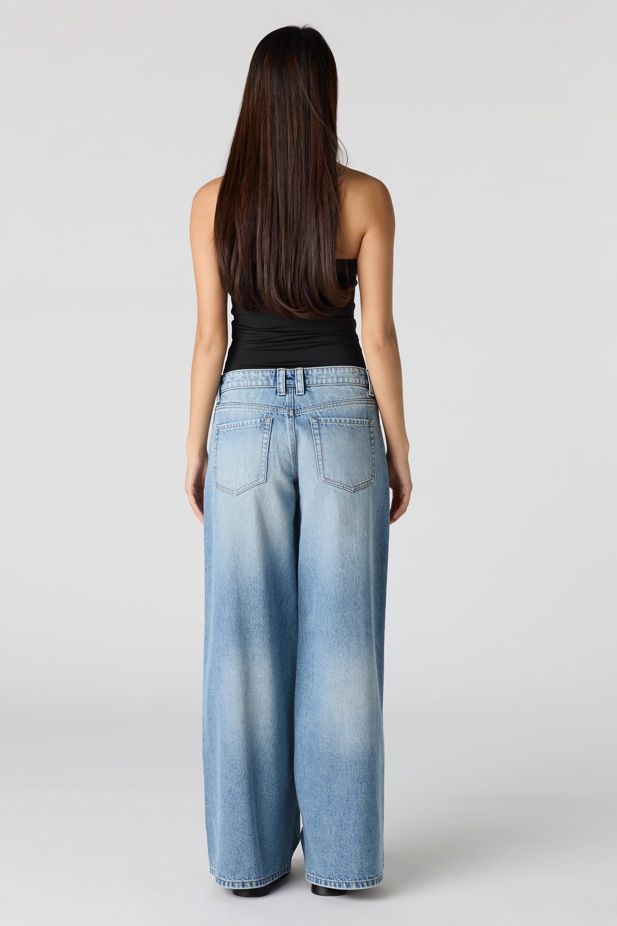 Alt View 3. Mid Rise Super Wide Leg Jean - Pacific Blue