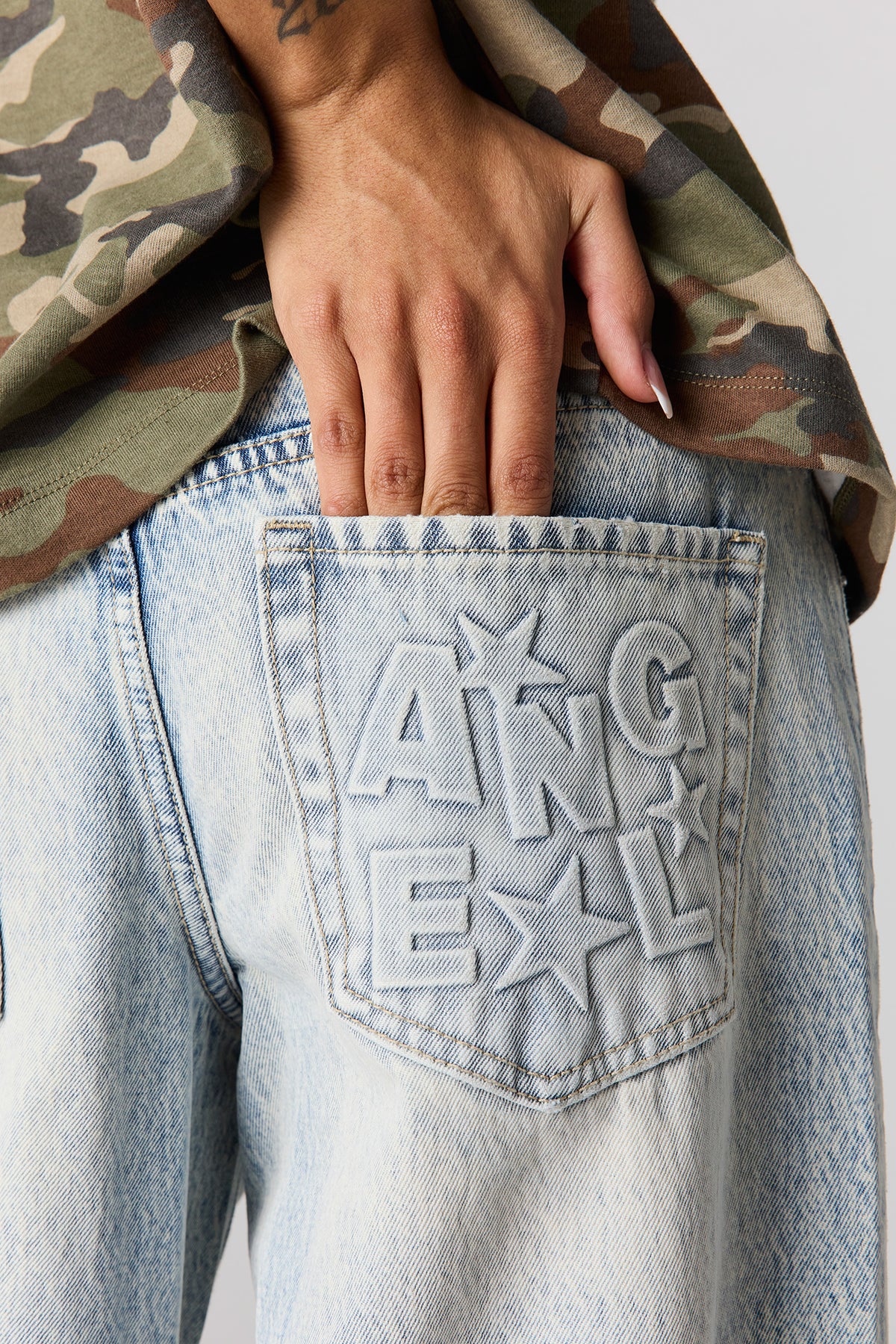 Low Rise Embossed Super Wide Leg Jean - Light Denim Blue