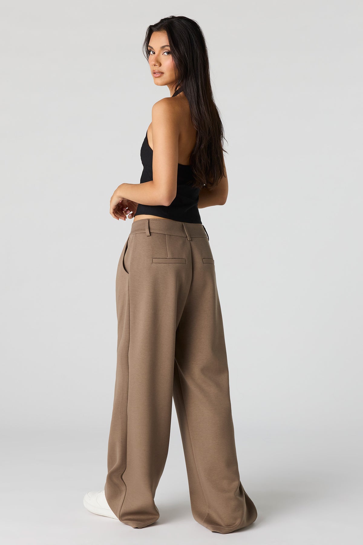 Vue alternative 3. Pantalon baggy habillé doux
