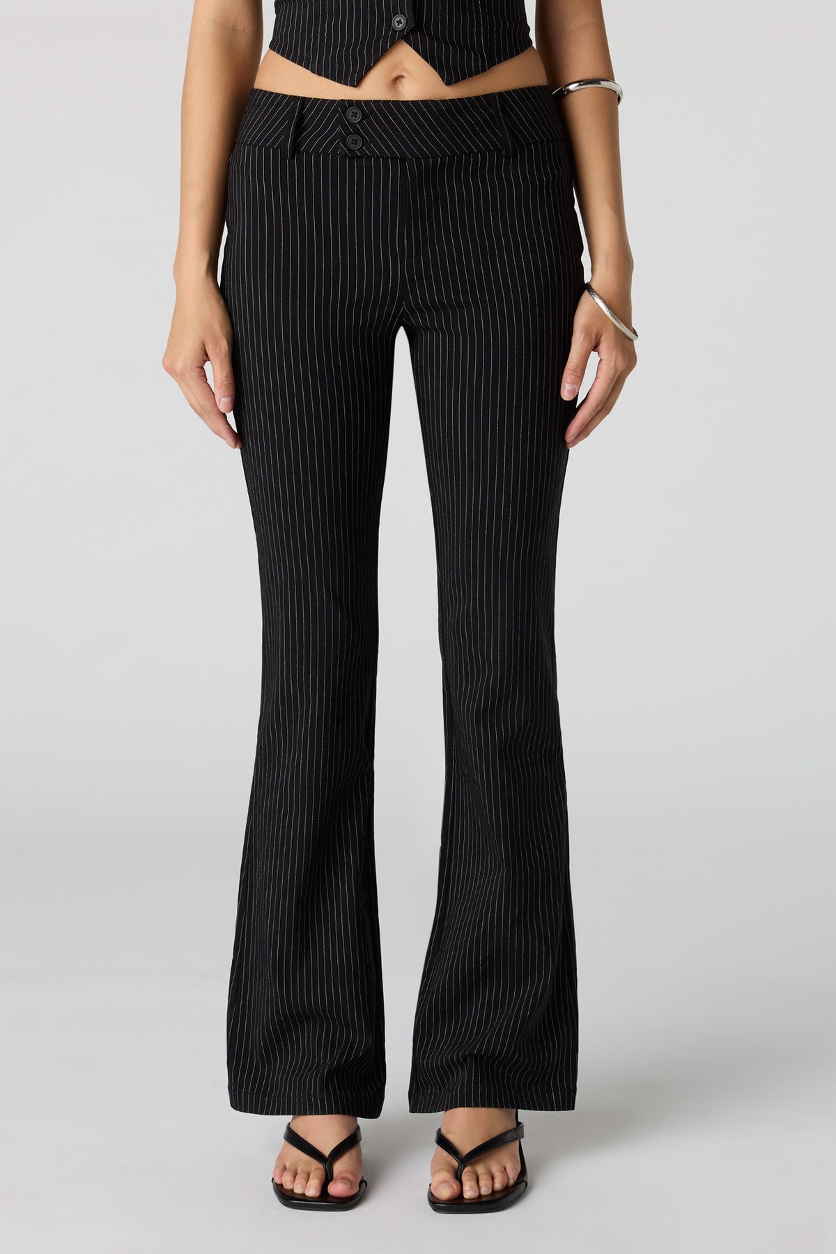 Vue alternative 2. Pantalon habillé mi-taille à jambe évasée