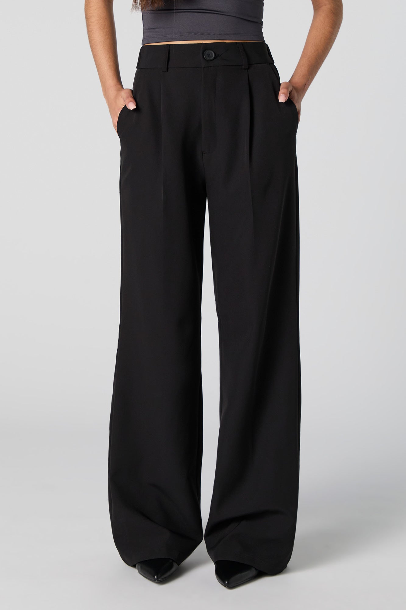 Wide Leg Pleated Trouser