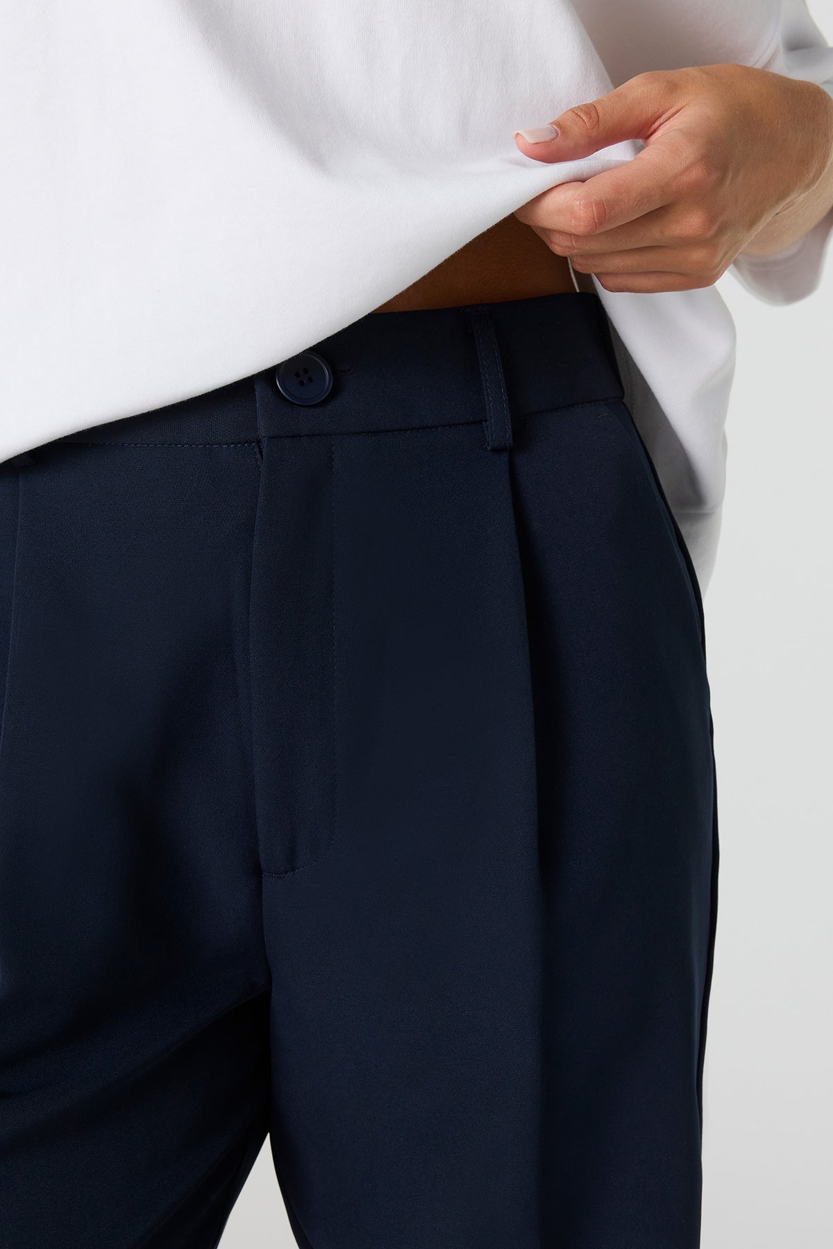 Alt View 4. Wide Leg Dress Pant - Dark Blue