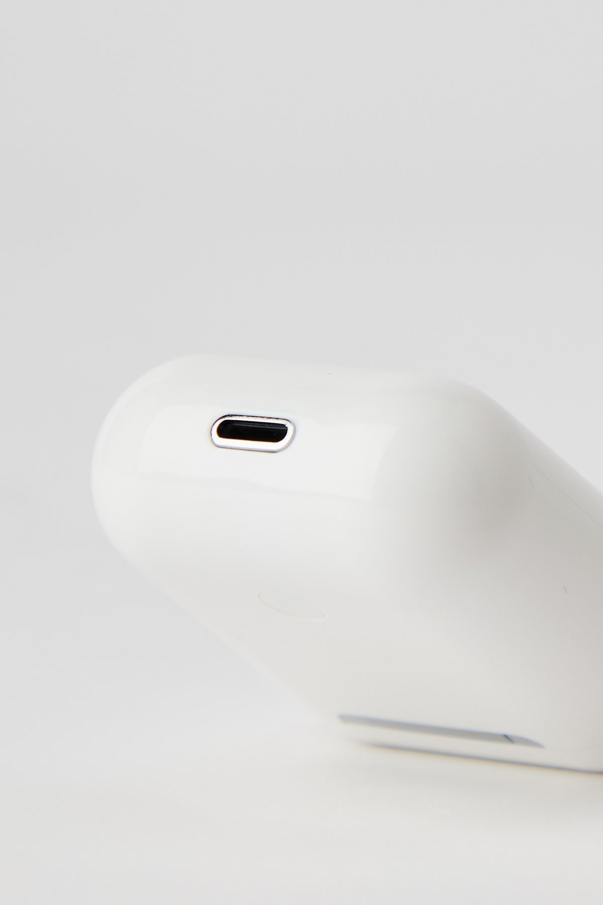 Vue alternative 3. Écouteurs Bluetooth sans fil et étui de charge