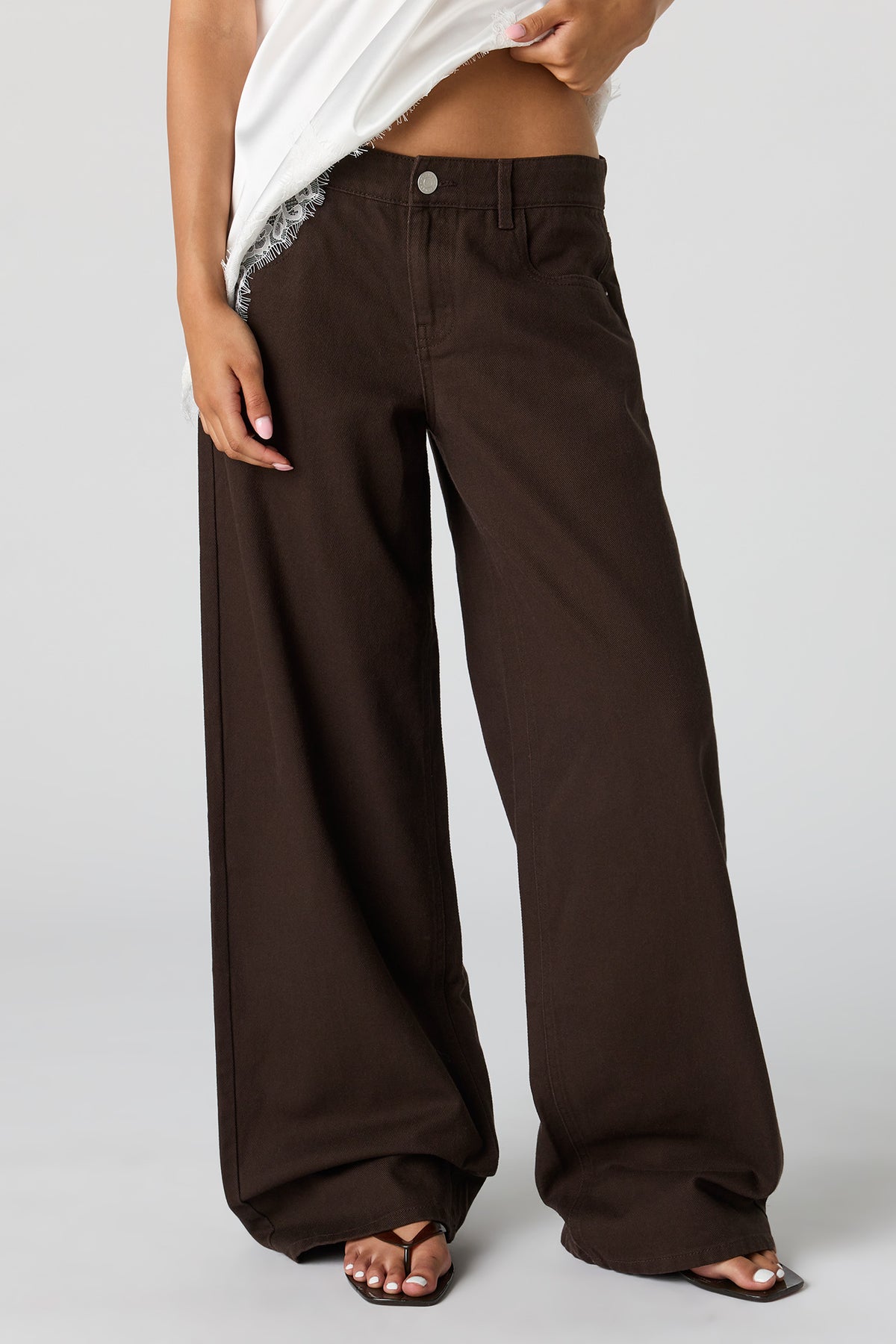 Alt View 2. Bull Denim Super Baggy Jean - Brown