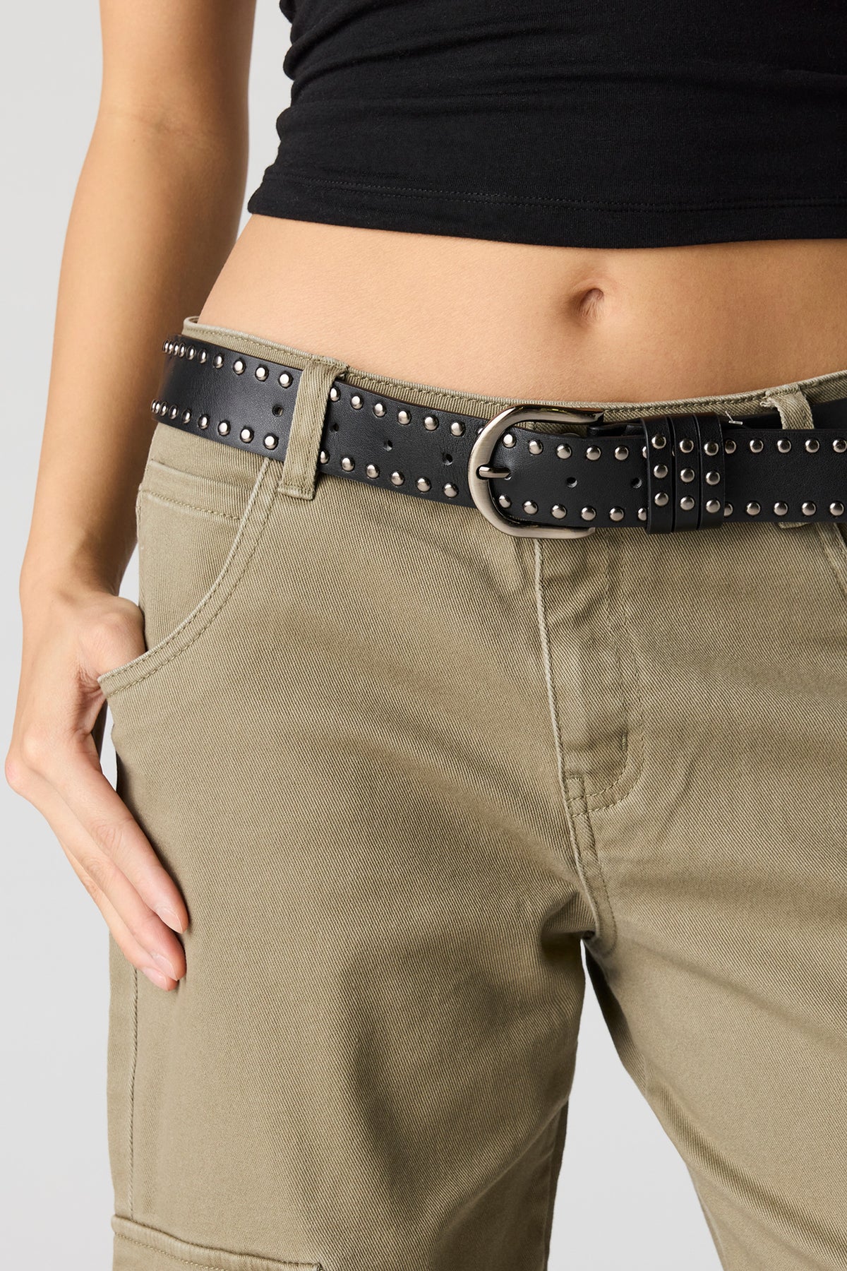 Vue alternative 4. Pantalon baggy cargo avec ceinture