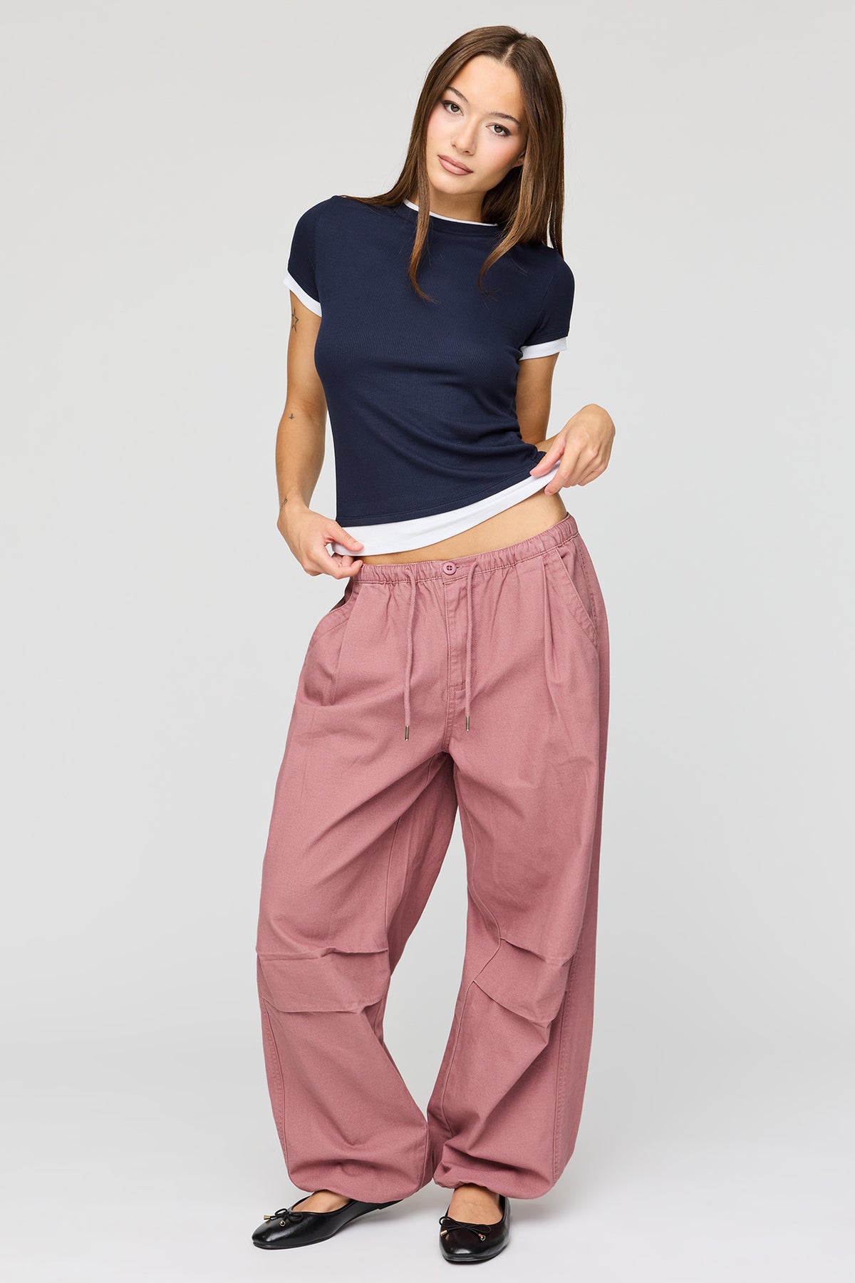 Vue alternative 2. Pantalon parachute à taille coulissante