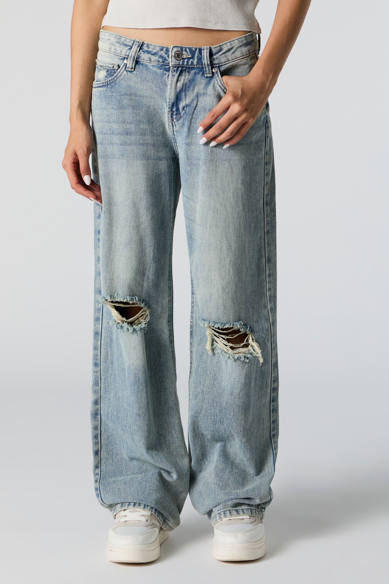 Vintage Low Rise Distressed Skater Jean