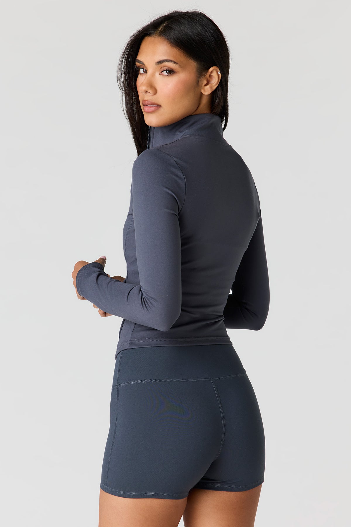 Vue alternative 2. Short remonte-fessses Active 2,75 po